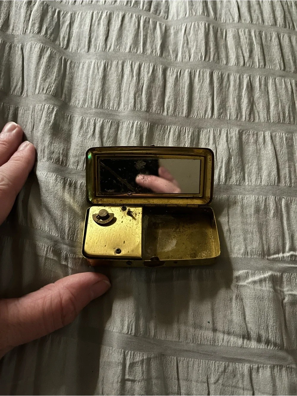 Vintage 1950s Mother Of Pearl Music Box
